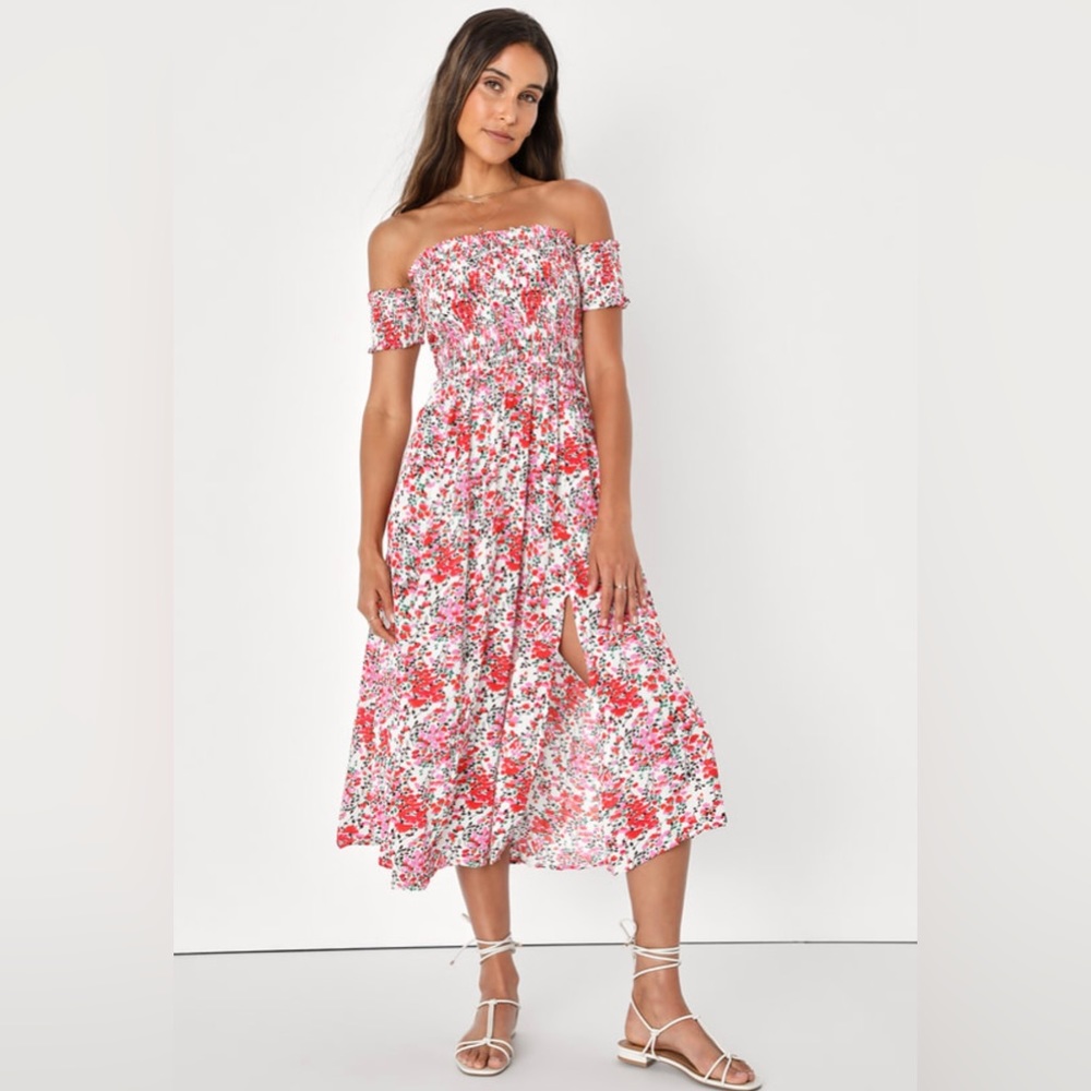 Floral Off-the-Shoulders Dress! Size: Large